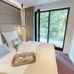 Apartment White Pearl 1.06